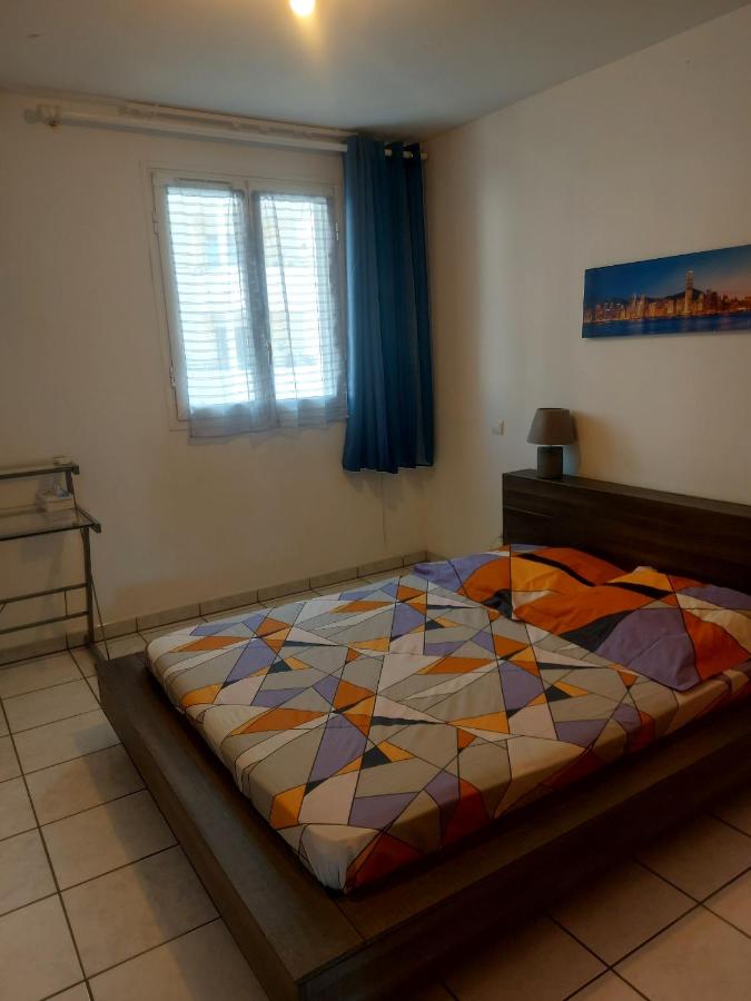 Spacieux et lumineux T3 - proche centre-ville - B&B