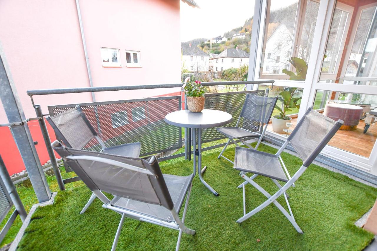 Zentrale FeWo mit Sternenblick und Infrarot-Sauna - B&B