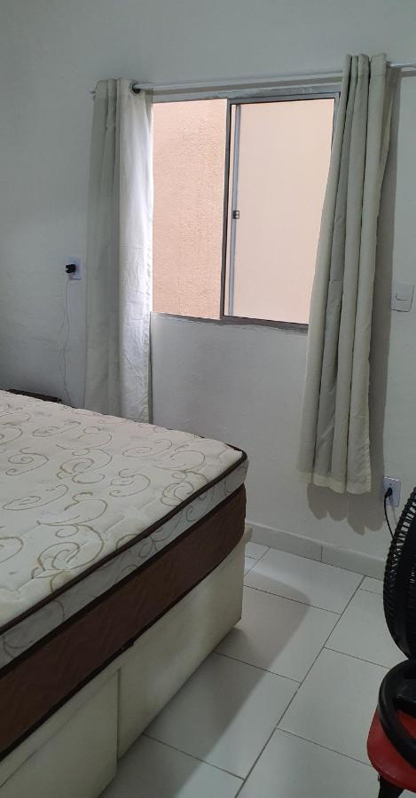 Apto simples e funcional - B&B Guarapari