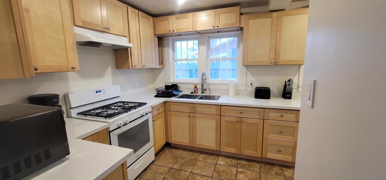 Private 3 bedroom Home in Los Angeles - Gardena, California - Chambres d'hôtes Gardena