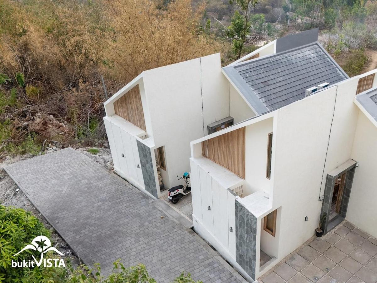 The White Hill Villa by Bukit Vista - B&B