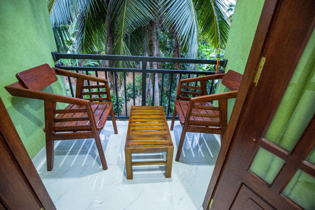 Double Room with Balcony (3 Adults)