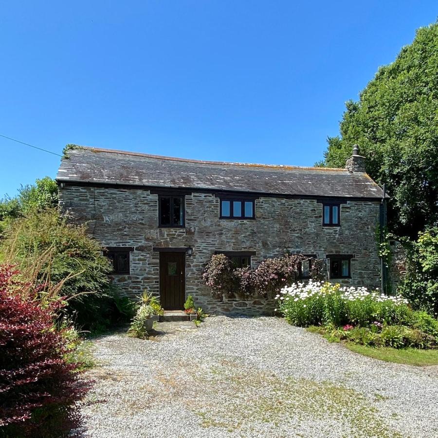 Cornish country house by the coast near Fowey - B&B Lanteglos