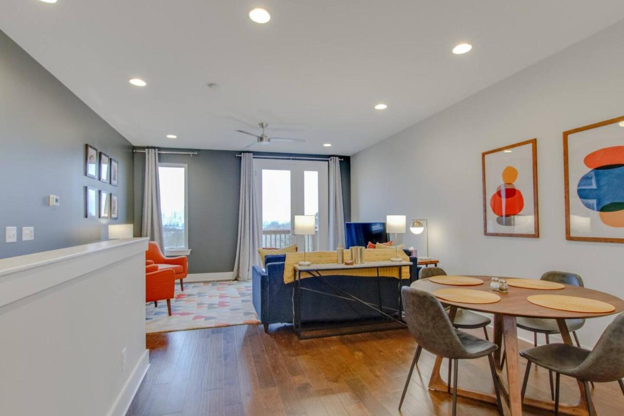 Skyline Views Romantic Fun Downtown Location - B&B Nashville