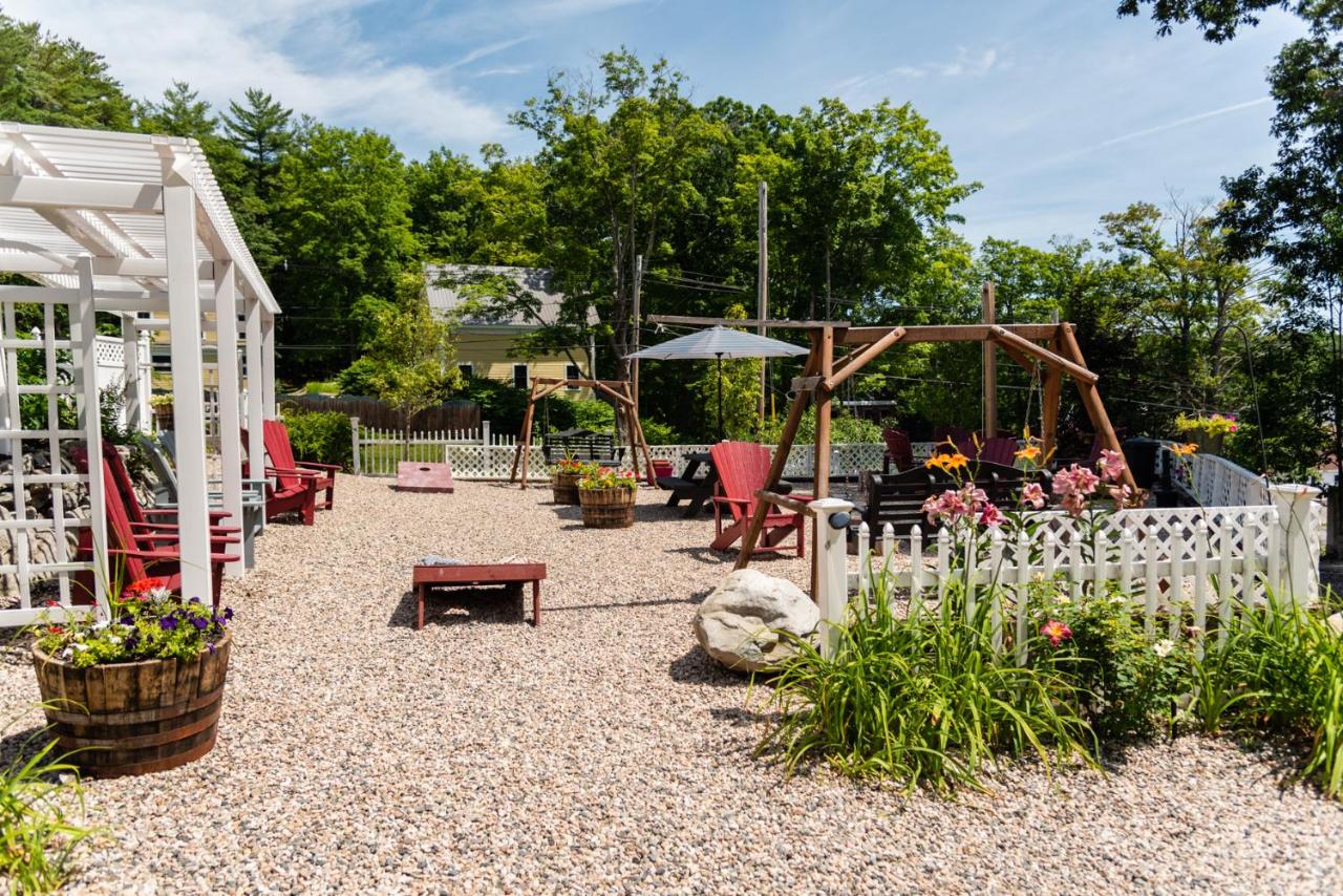 Cottage 4 - 1 Bed w/ Loft / 1 Bath & Courtyard - B&B