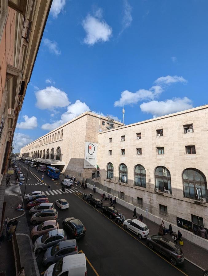 Roomz Romestay - B&B Rome