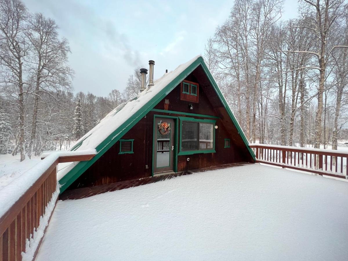 Alaskan Wild Rose Retreat - B&B