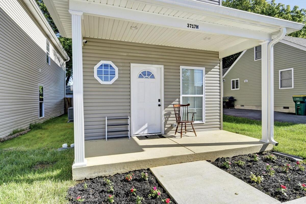 Newly Built Home Near Downtown Louisville - Chambres d’hôtes Louisville
