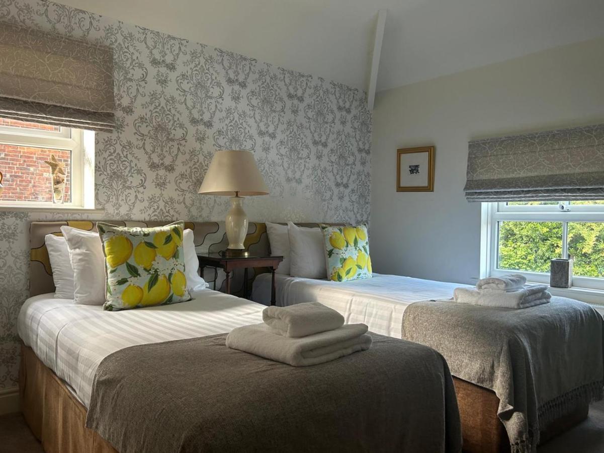 Chambre Double ou Lits Jumeaux avec Salle de Bains Privative