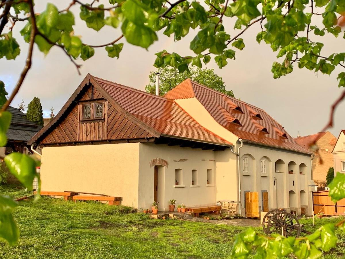 Herberk # 7 - A Modest Countryside Building - B&B