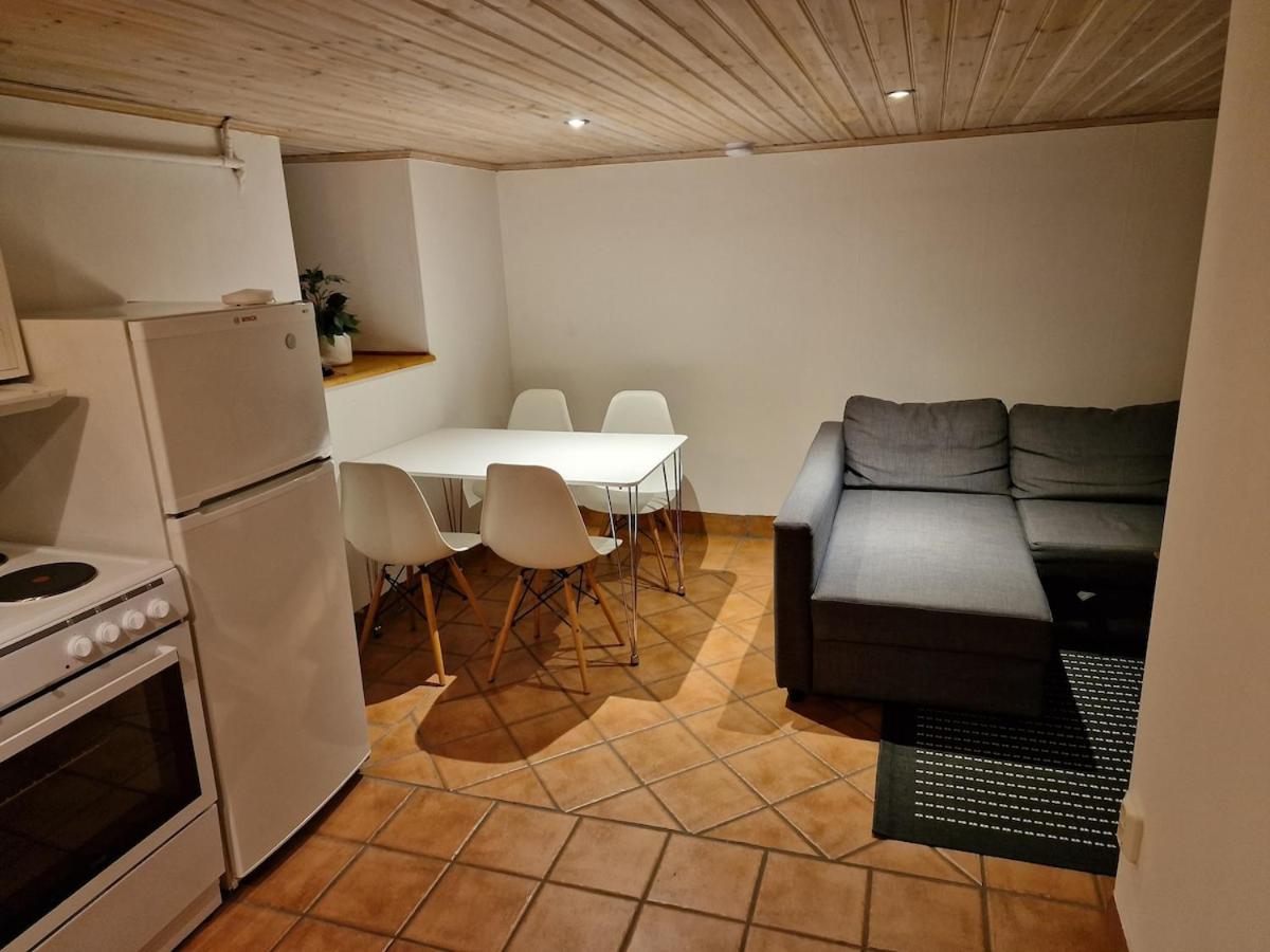 Egen källarlägenhet i Växjö C - Ferienwohnung