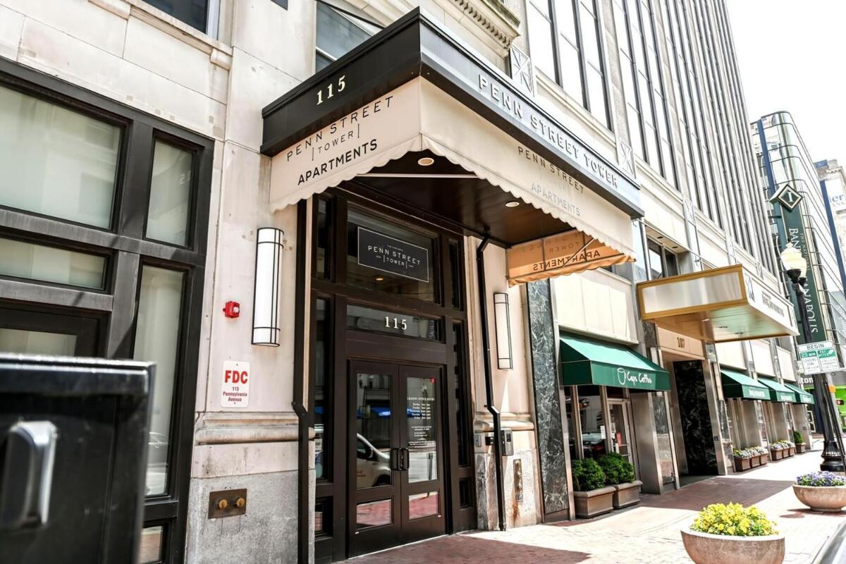 Downtown Escape - Stylish Living with Free Parking - B&B Indianapolis