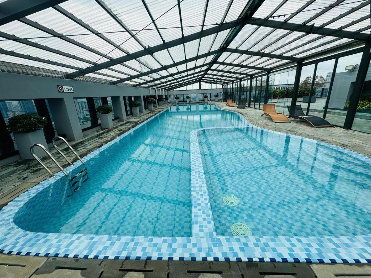 Lancaster Apartment Luxury - B&B Hanoi