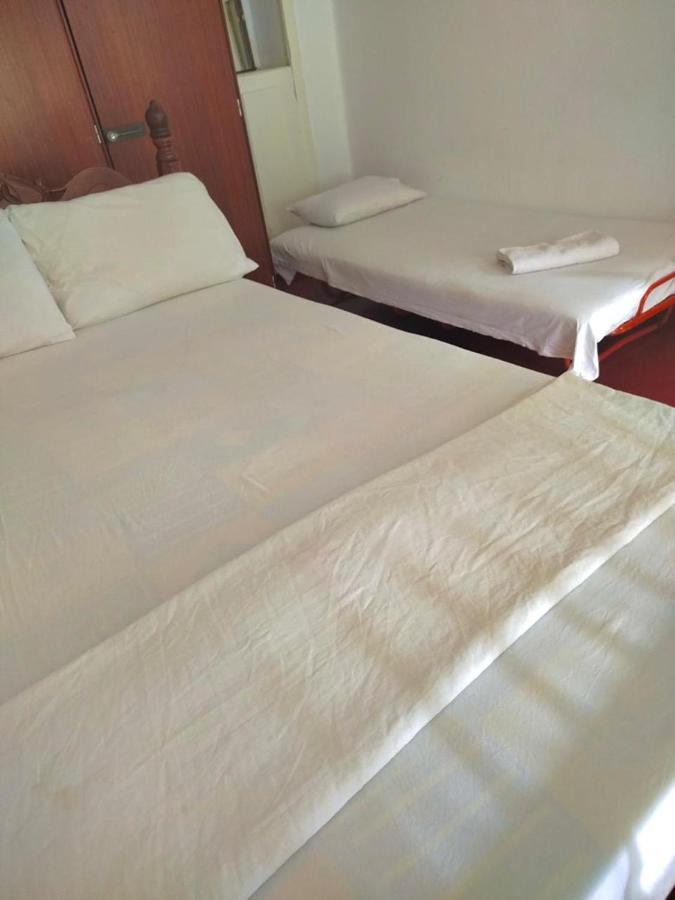 Basic Triple Room