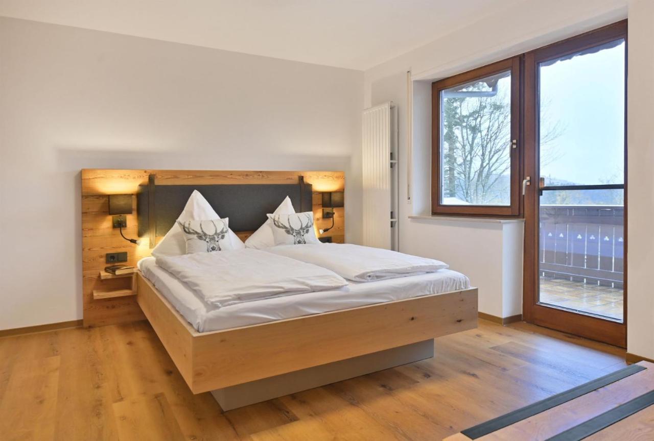 One-Bedroom Apartment with Balcony and Mountain View