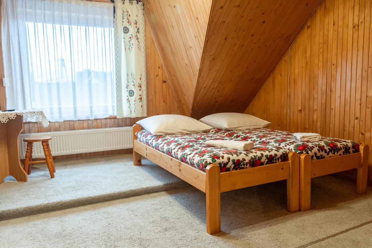 Twin Room with Bathroom