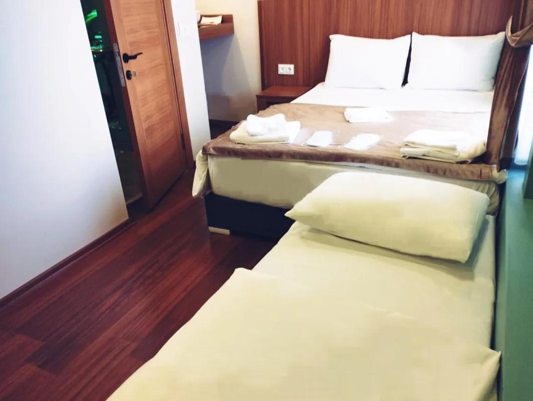 Economy Triple Room Without Window