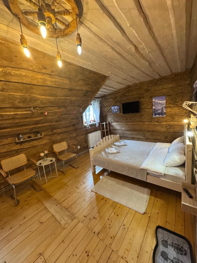 Quadruple Room with Mountain View
