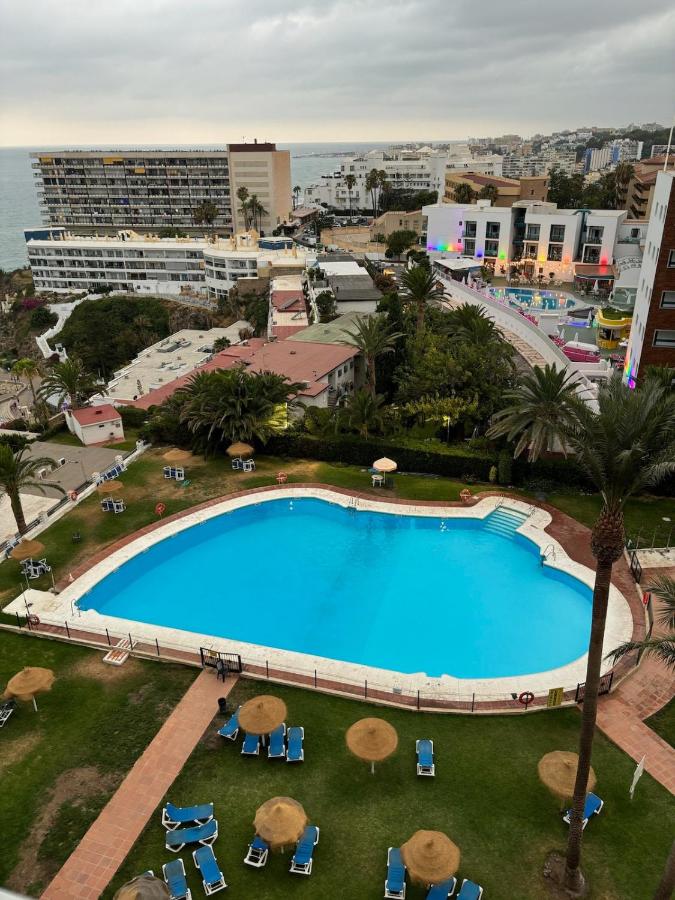 Atlantis - La Roca Tower - B&B Torremolinos