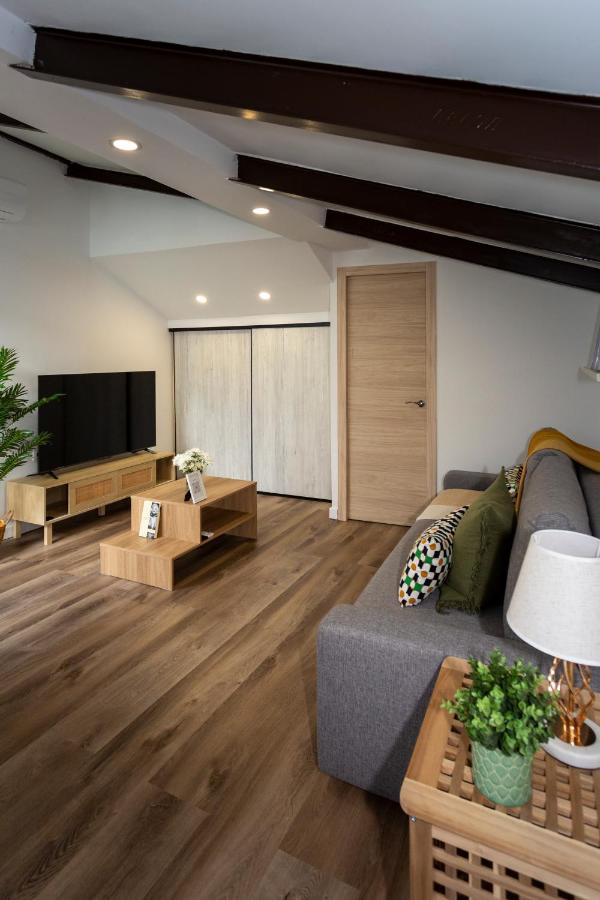 El Carmen Valencia, apartamento estudio con terraza - Ferienwohnung Valencia