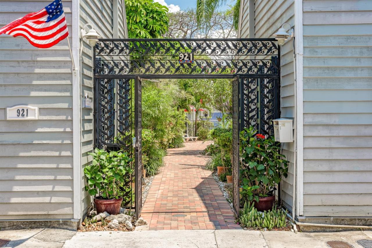 Orchid Suite - B&B Key West