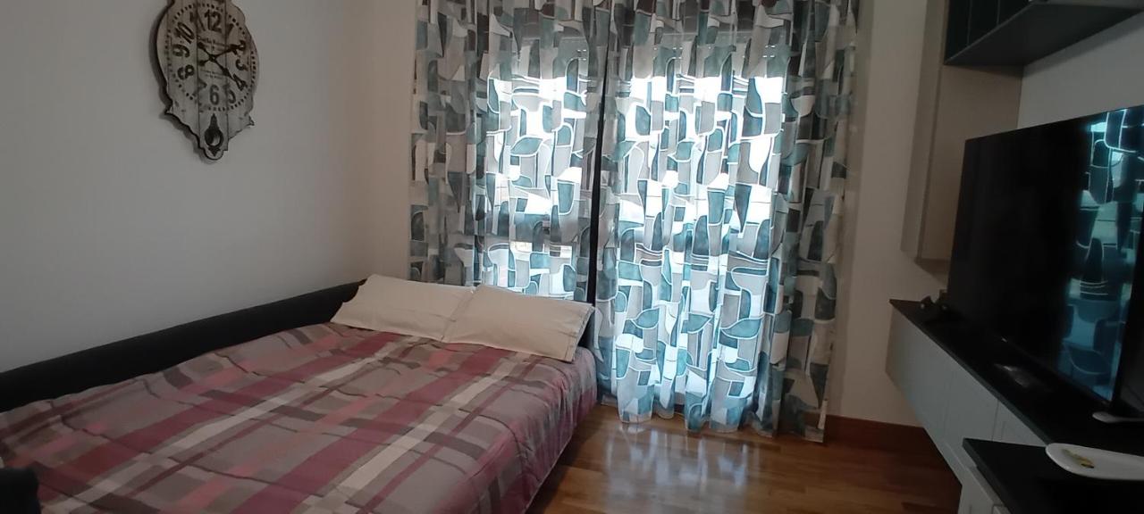 Two-Bedroom Deluxe Apartment with Balcony