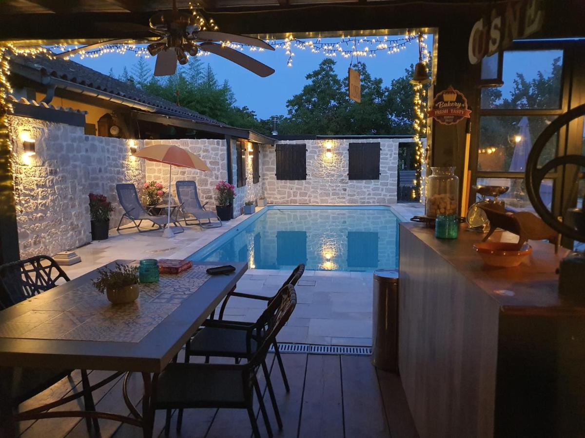 Holidayhomepoujol 2 persons - B&B Montfermier