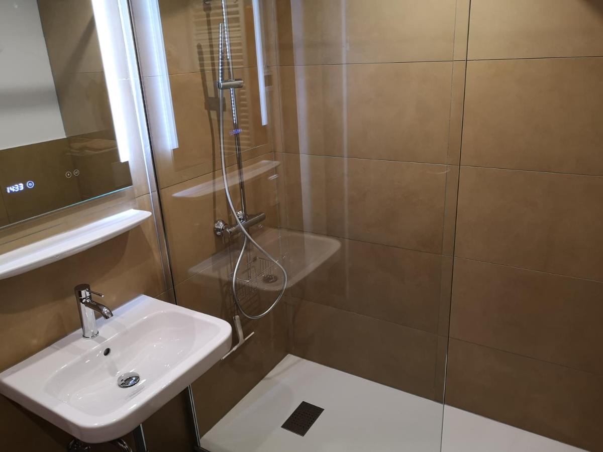 One-Bedroom Apartment with Balcony