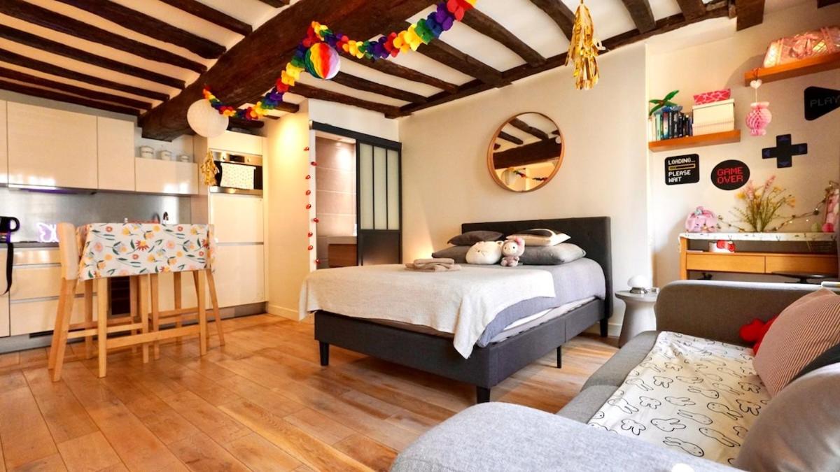 01 Grand studio at Rambuteau - Chambres d’hôtes Paris