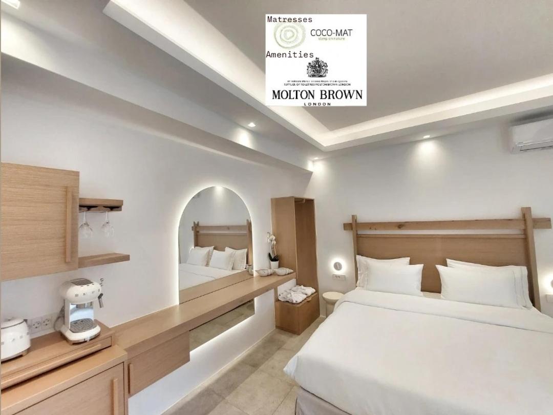 Deluxe Suite with Sea View