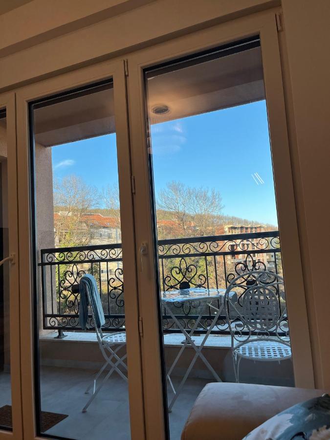Eden Apartman Vrnjačka Banja - B&B