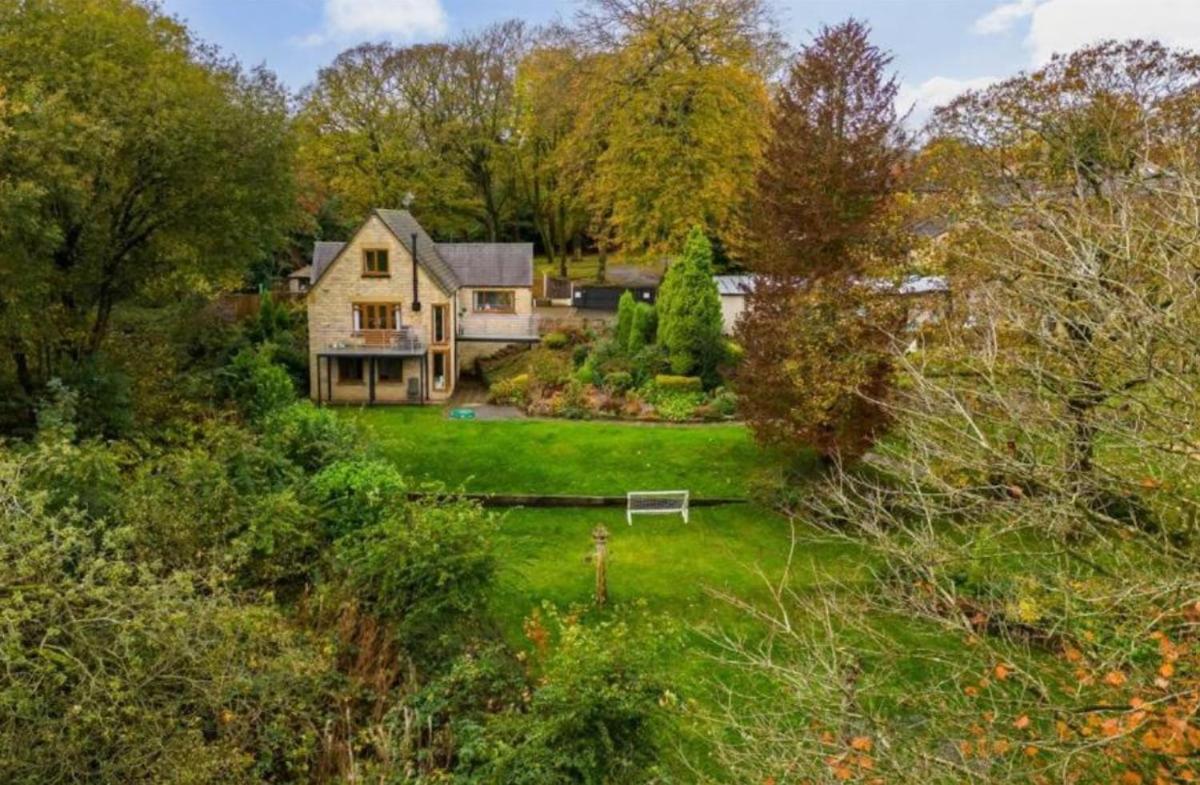 Bolton Luxe Villa - B&B Bradshaw