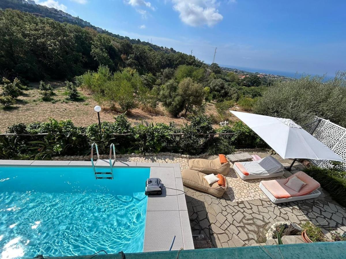 Grande appartamento in casale ristrutturato - B&B Santa Domenica di Ricadi