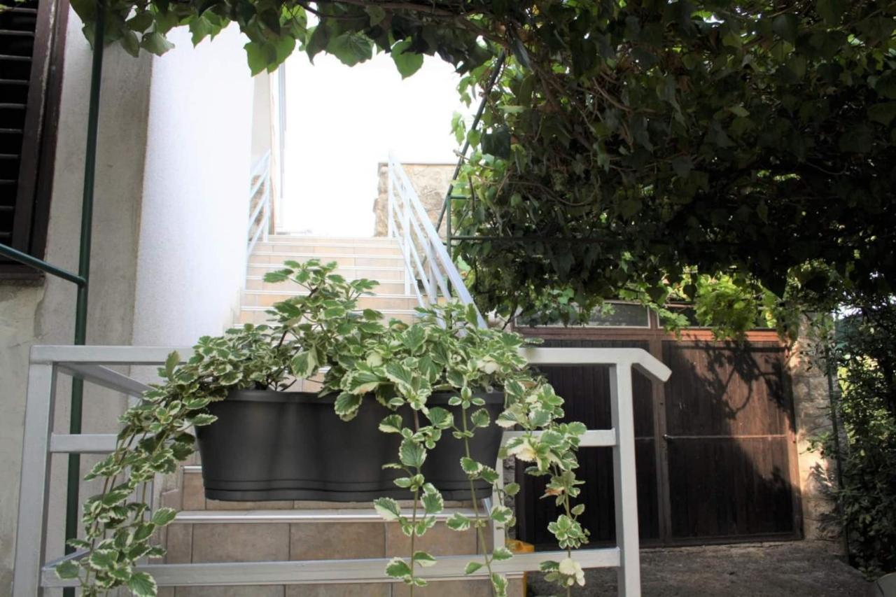 Apartment Sonja close to the Beach - B&B Krk