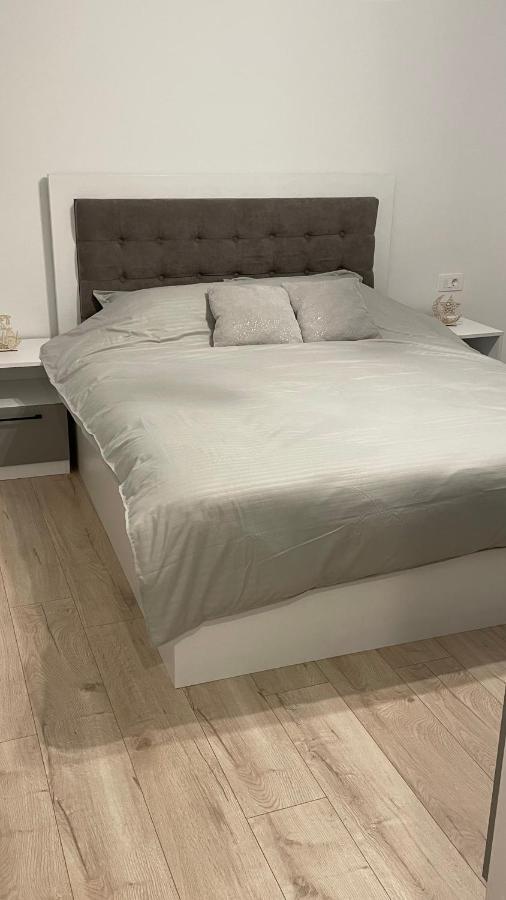 Sweet Home - Ferienwohnung Galatz