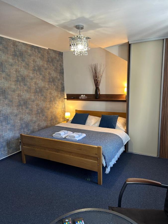 Double Room with Private External Bathroom