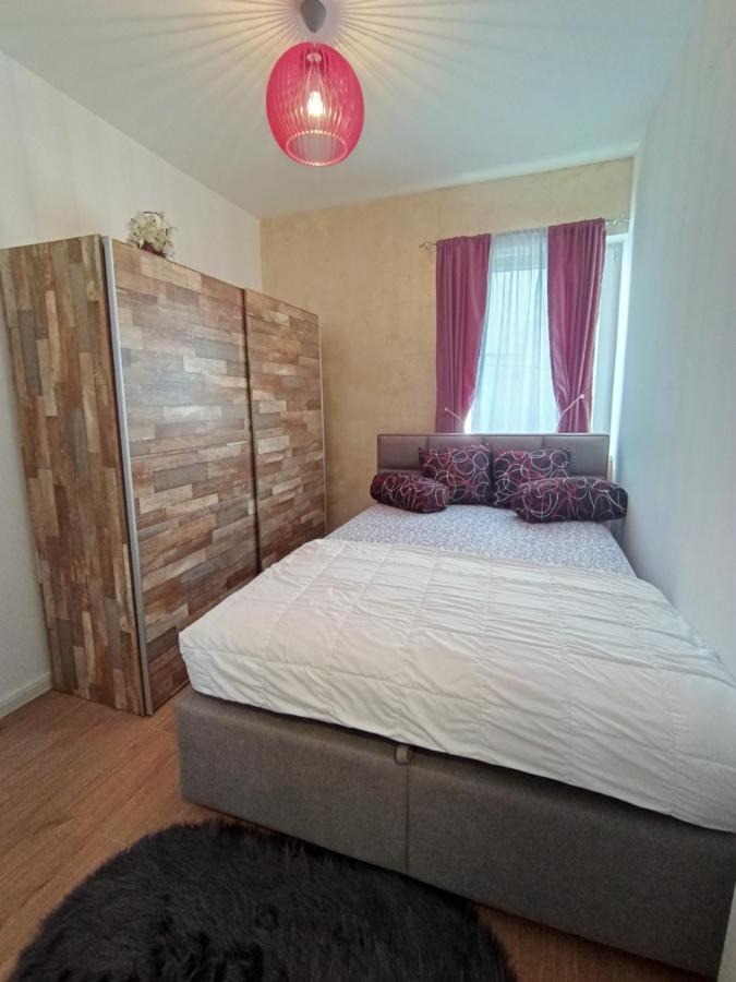 Gold Apartman - B&B