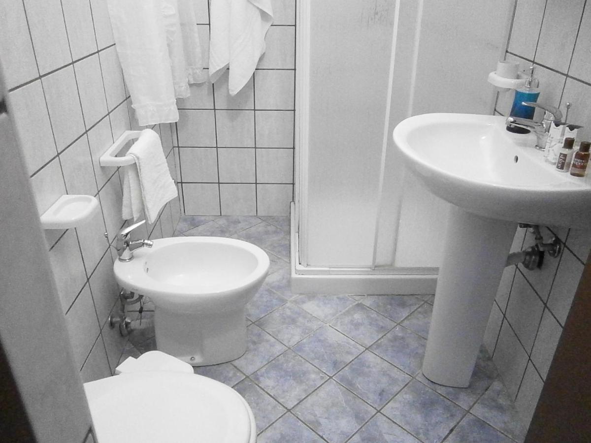 Camera Matrimoniale con Bagno Privato