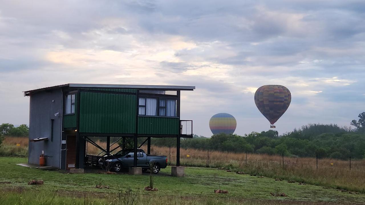 Balloon View Country Cottage - B&B