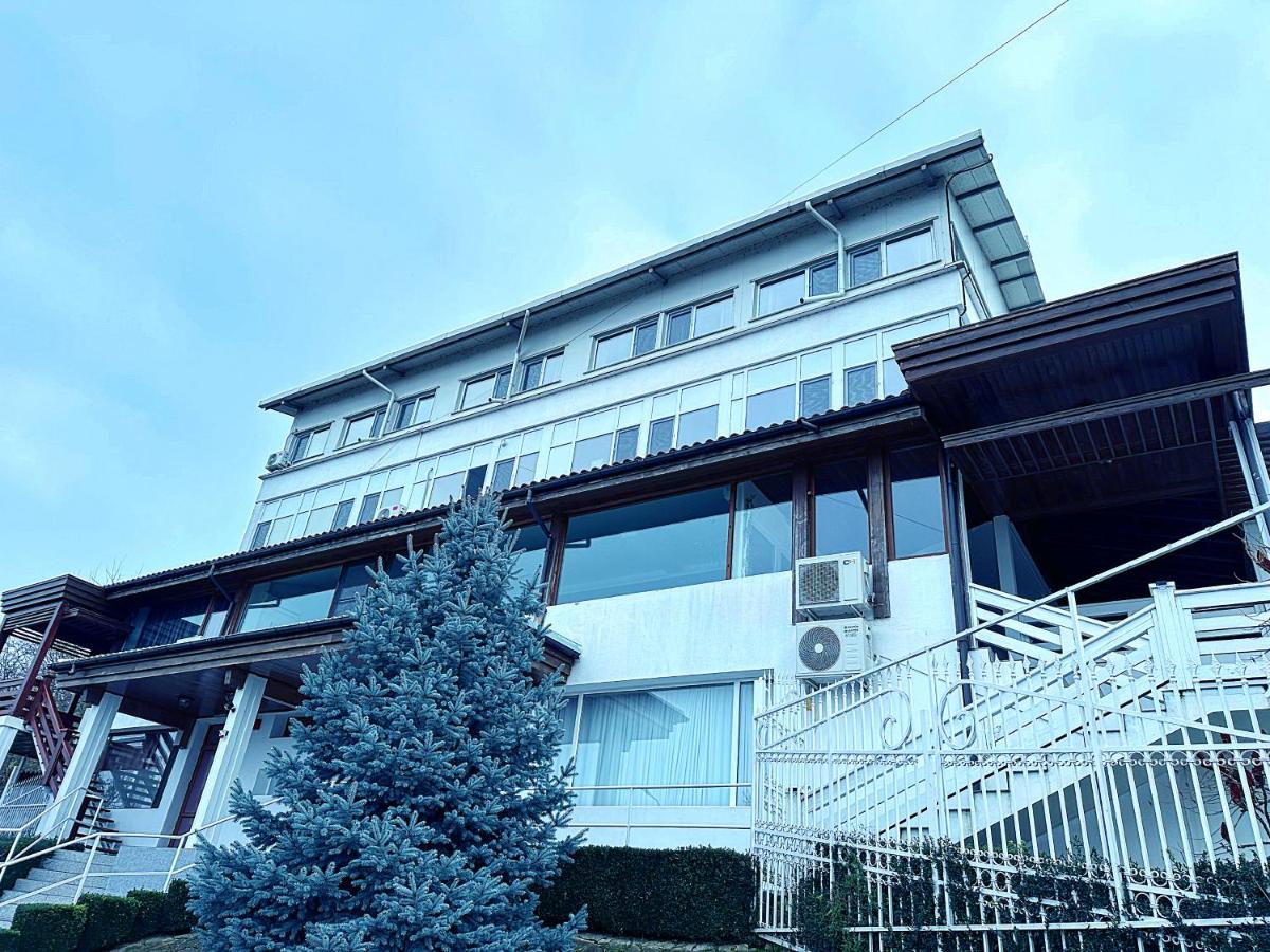 Intimus Apartamente - B&B
