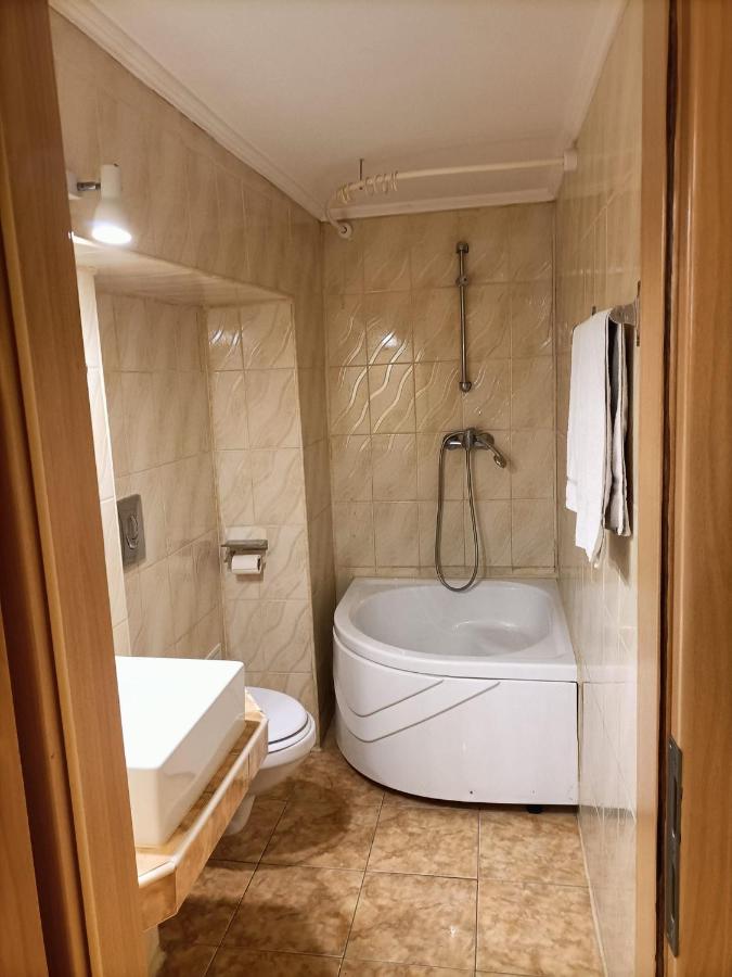 Twin Room with Bath