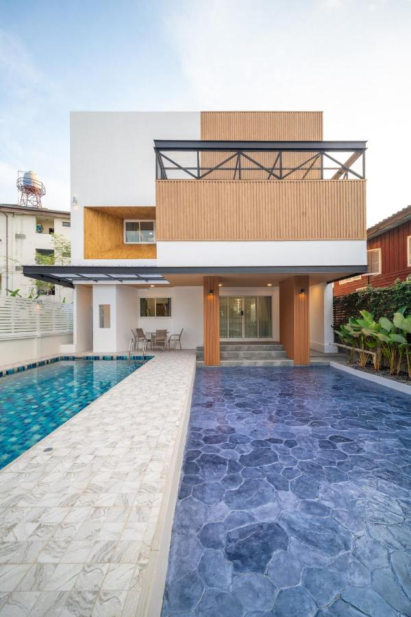 Baan San sook Pool Villa at Nimman - B&B