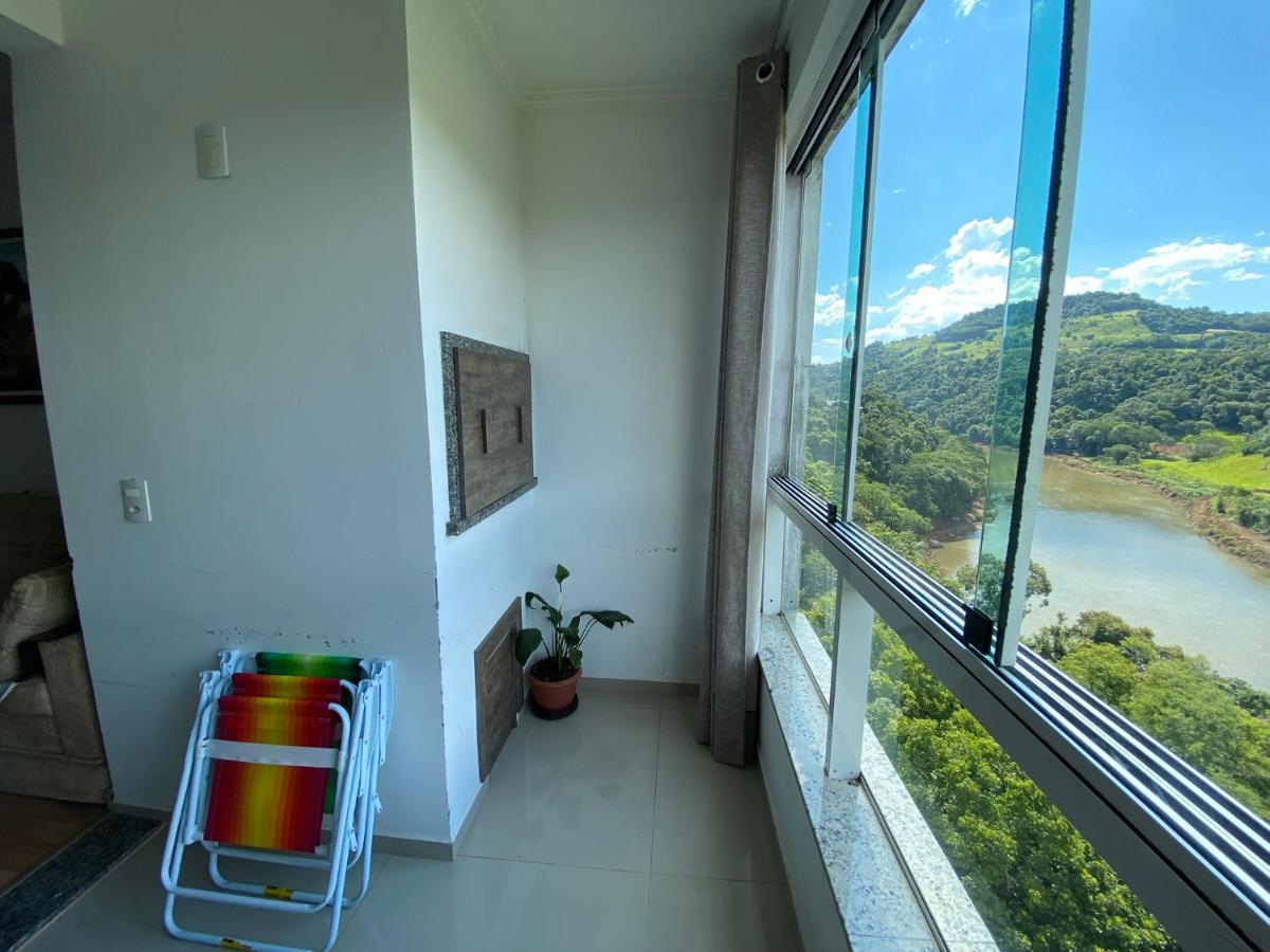 Edifício Avenida - Ferienwohnung