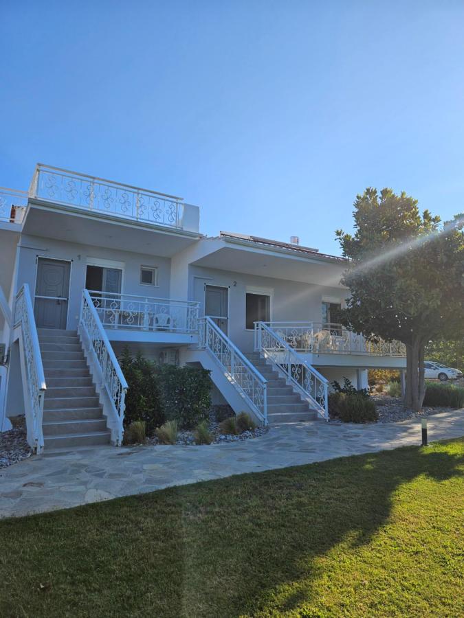 Cosmic Blue Apartments - Bed and Breakfast Orfánio