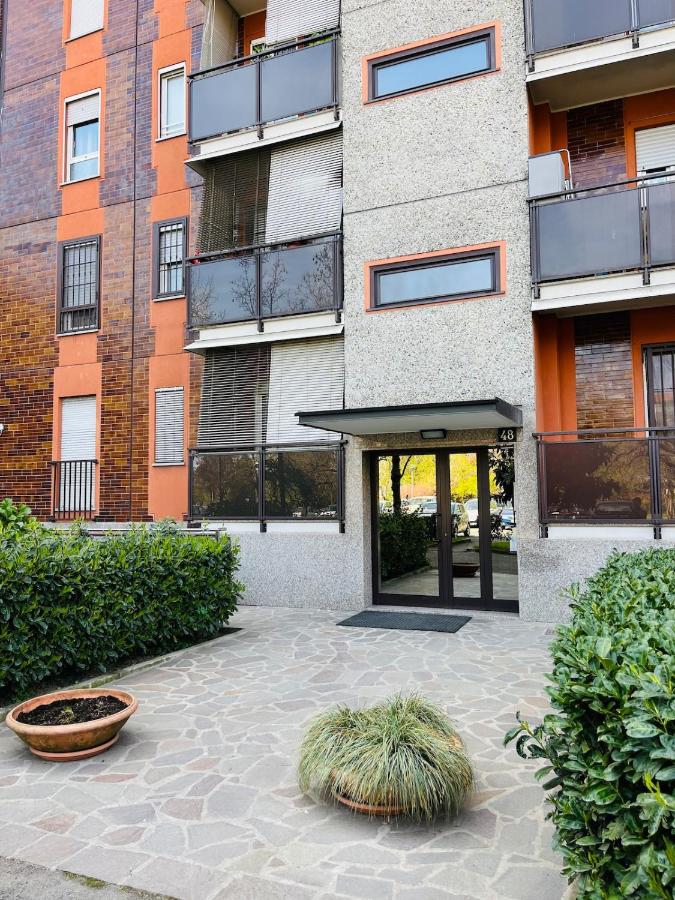 Milan Fiera San Siro Free parking - Bed and Breakfast Milaan