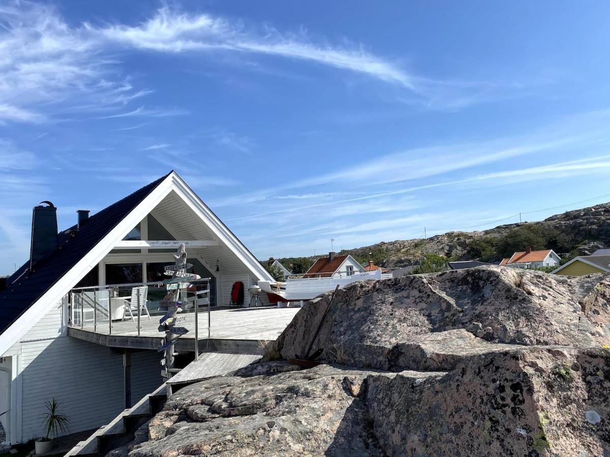 Skalhamn a village seaside - Bed and Breakfast