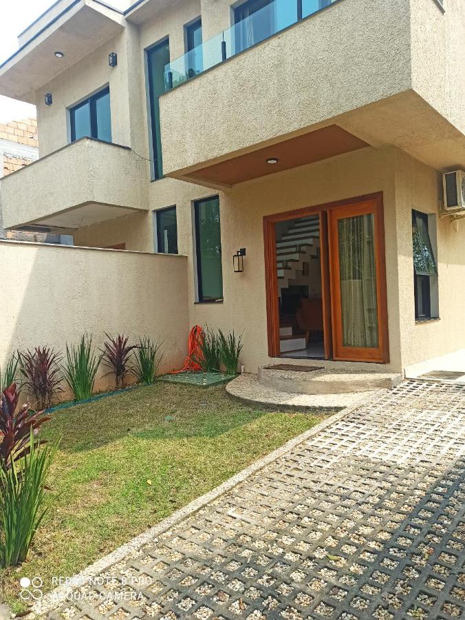 Casa Esmeralda duplex NOVA com piscina em Bombinhas, Mariscal - B&B Bombinhas