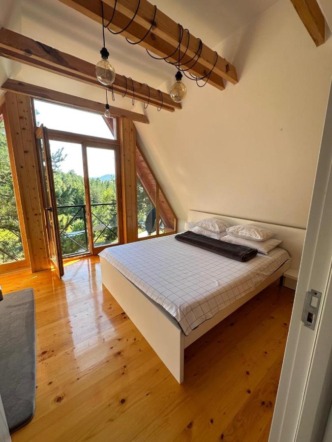 Pine Cabins Zlatibor - Ferienwohnung Zlatibor