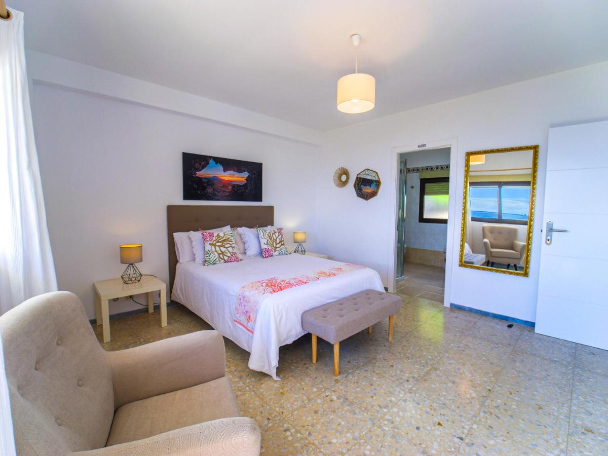 Villa with Sea View
