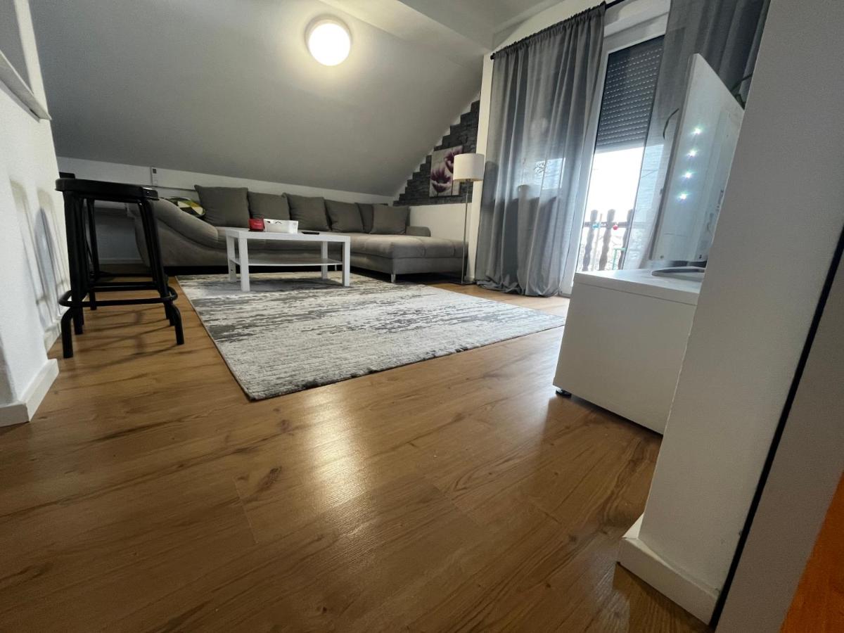 House in Village apartman Jelić - B&B Topolovac